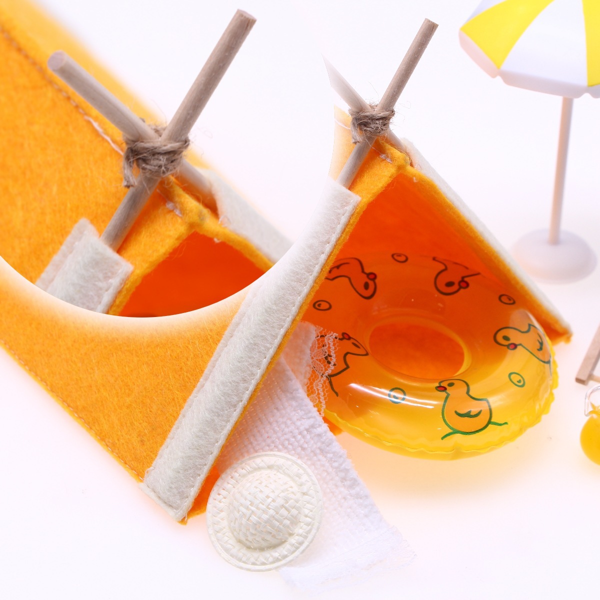 Ensemble de mini-tentes de pla - Kids Outdoor Table And Chair Set avis et prix