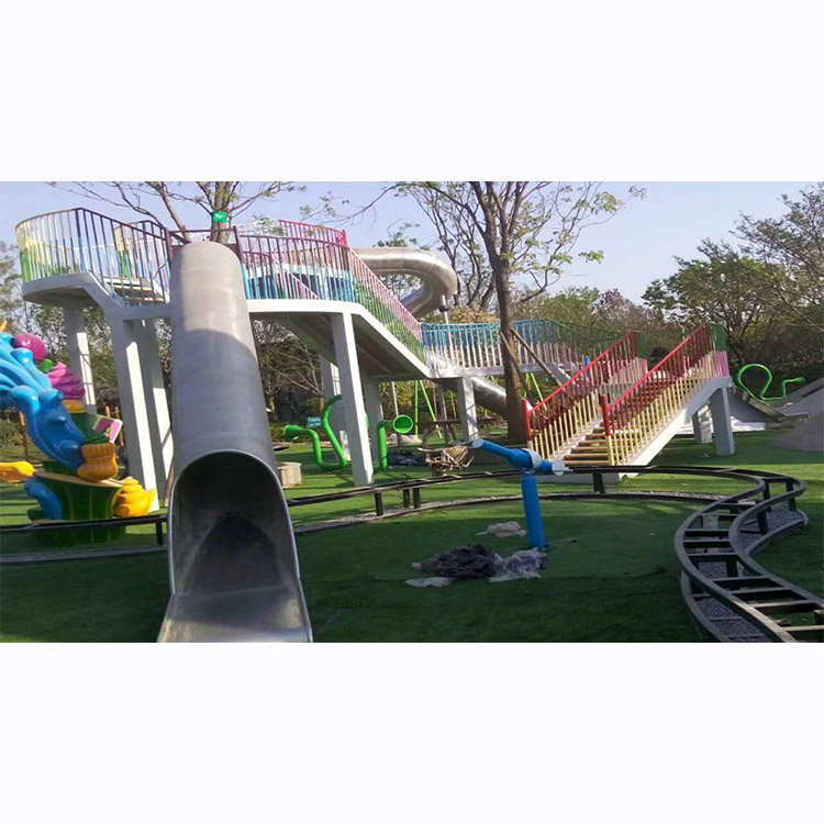 Grand toboggan aquatique extér - Kids Outdoor Wooden Playhouse avis et prix